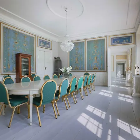 Hindemae Estate For Holidays And Events